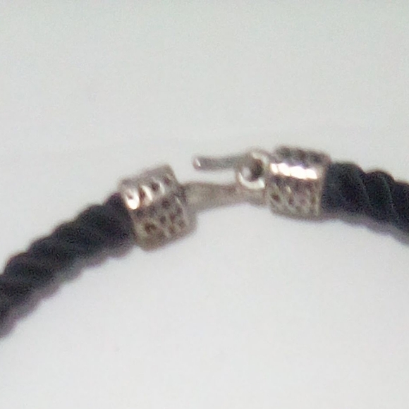 Hand Crafted Flower Wood Necklace - Picture 8 of 8